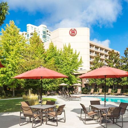 Sheraton Vancouver Airport Hotel Richmond Extérieur photo