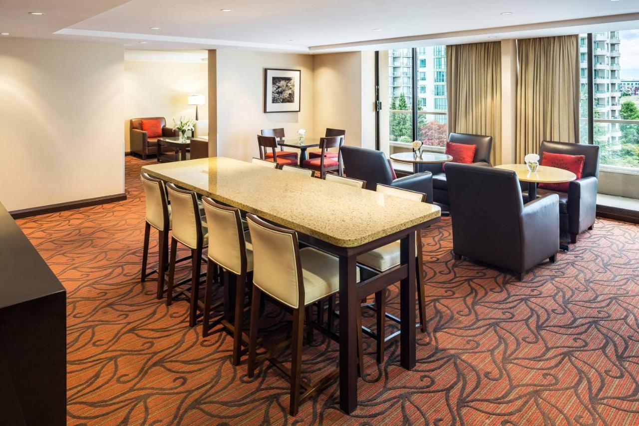 Sheraton Vancouver Airport Hotel Richmond Extérieur photo
